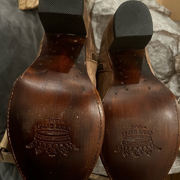 New in Box JUNK GYPSY BOOTS ❣️❣️❣️size 9 - Picture 4 of 10